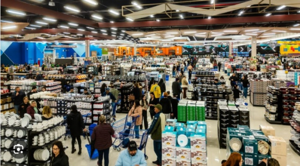 Muitas pessoa compareceram a inauguração da Havan em Tramandaí-RS